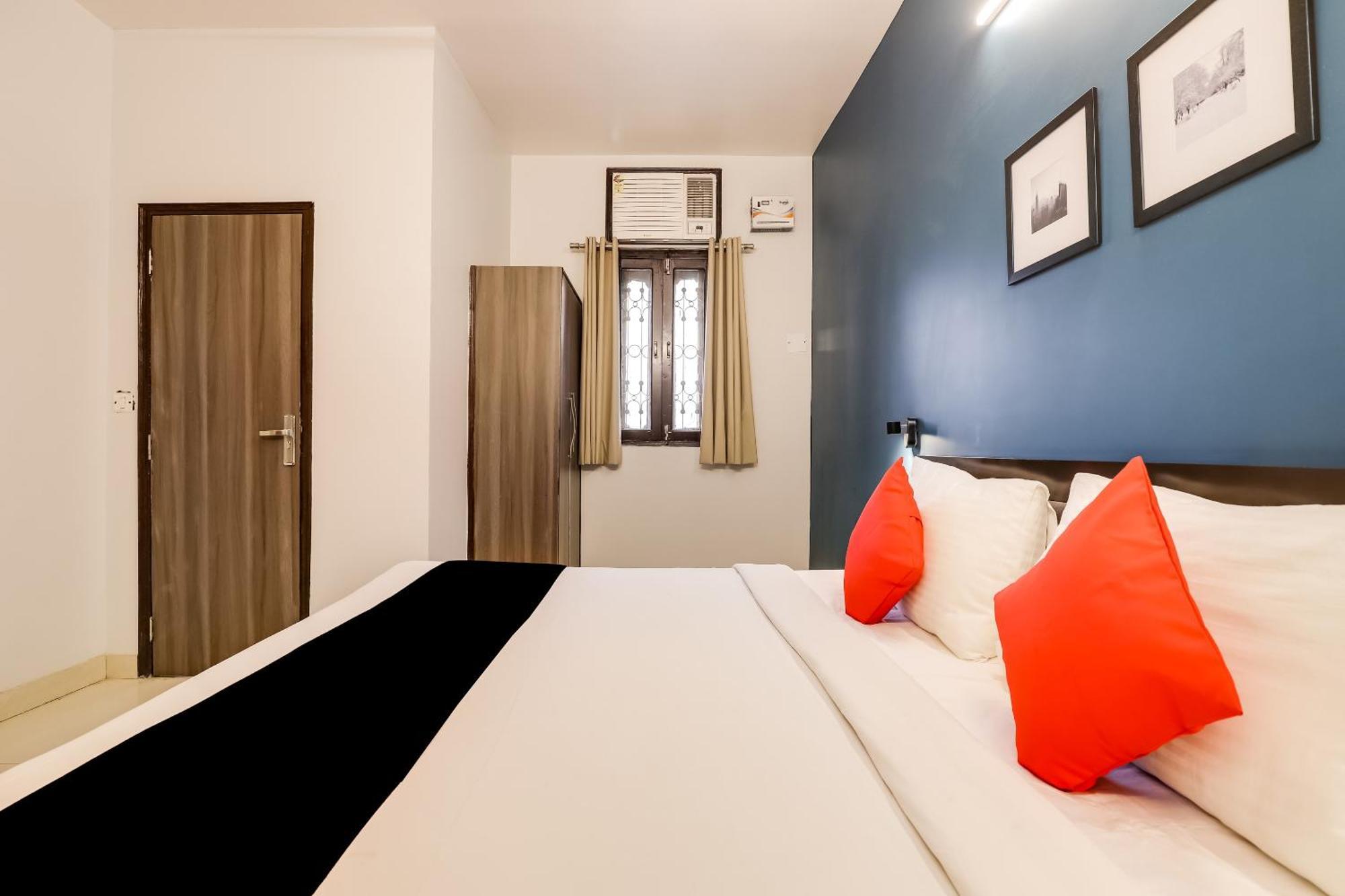 Collection O 71756 Hotel Silver Arrow Near Pacific Mall Tagore Garden 델리 외부 사진