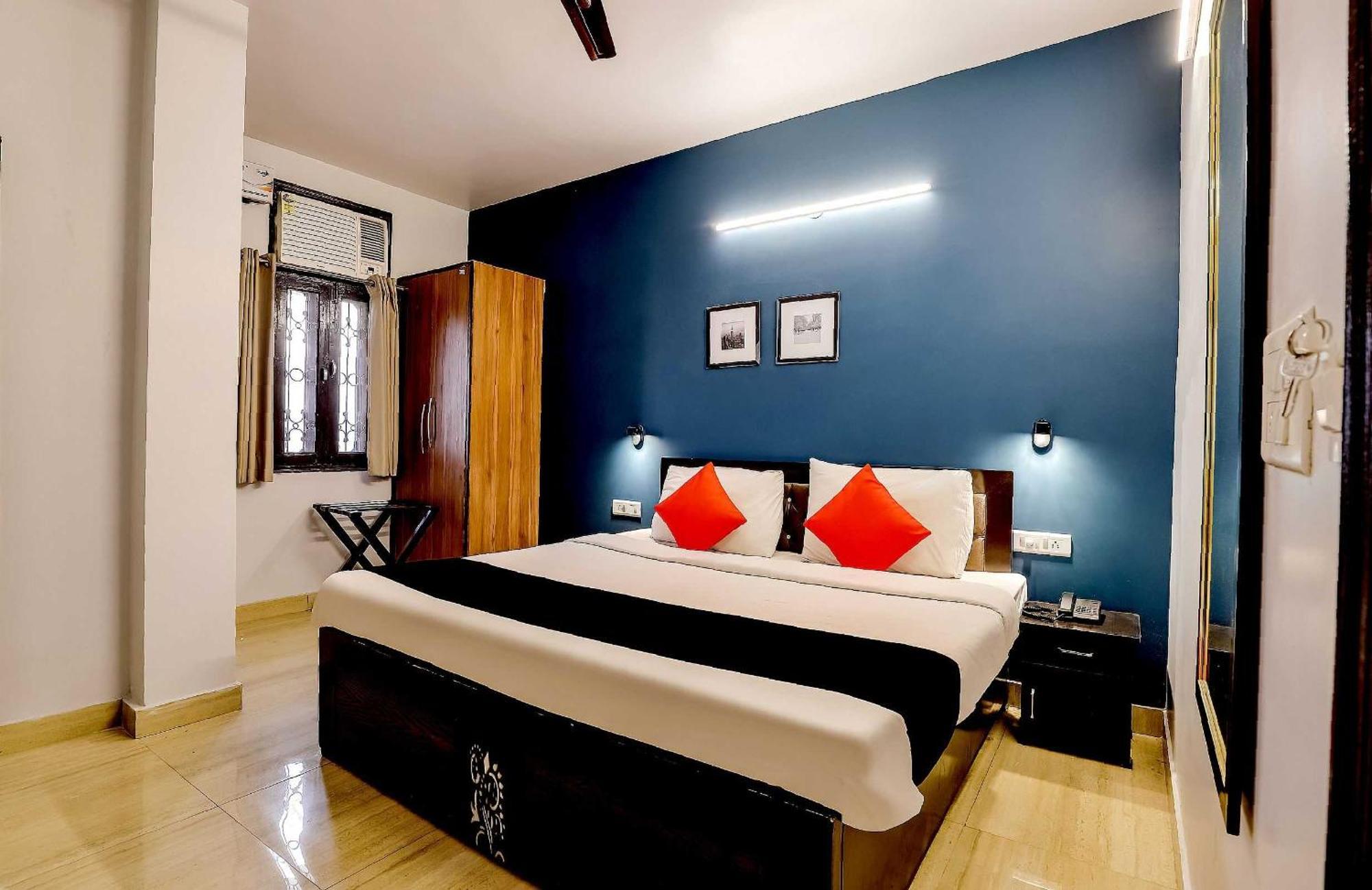 Collection O 71756 Hotel Silver Arrow Near Pacific Mall Tagore Garden 델리 외부 사진